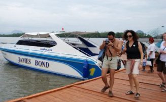 James Bond by speedboat