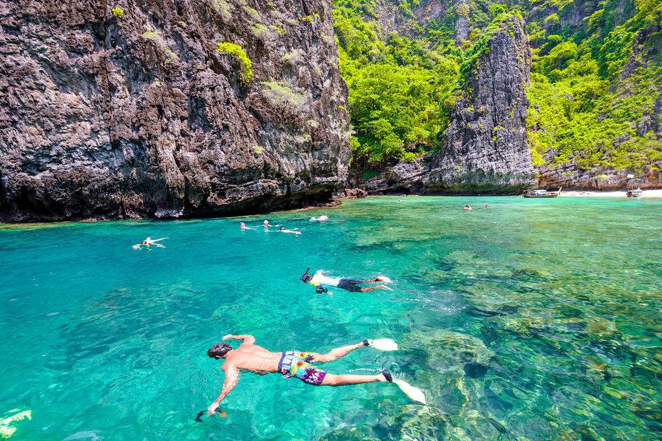 Phi Phi island tour